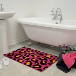 Allure Leopard Print Non-Slip Bath Mat Raspberry
