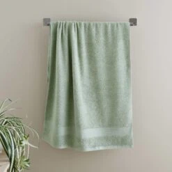 Antibacterial 100% Cotton Sage Bathroom Towels