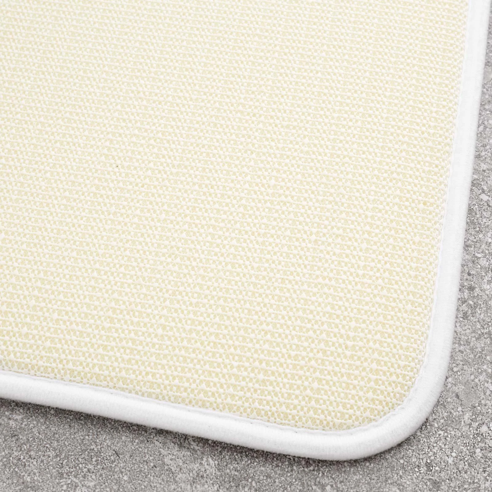 Anti-Bacterial Memory Foam Shower Mat White 5 Anti-Bacterial Memory Foam Shower Mat White - Image 3