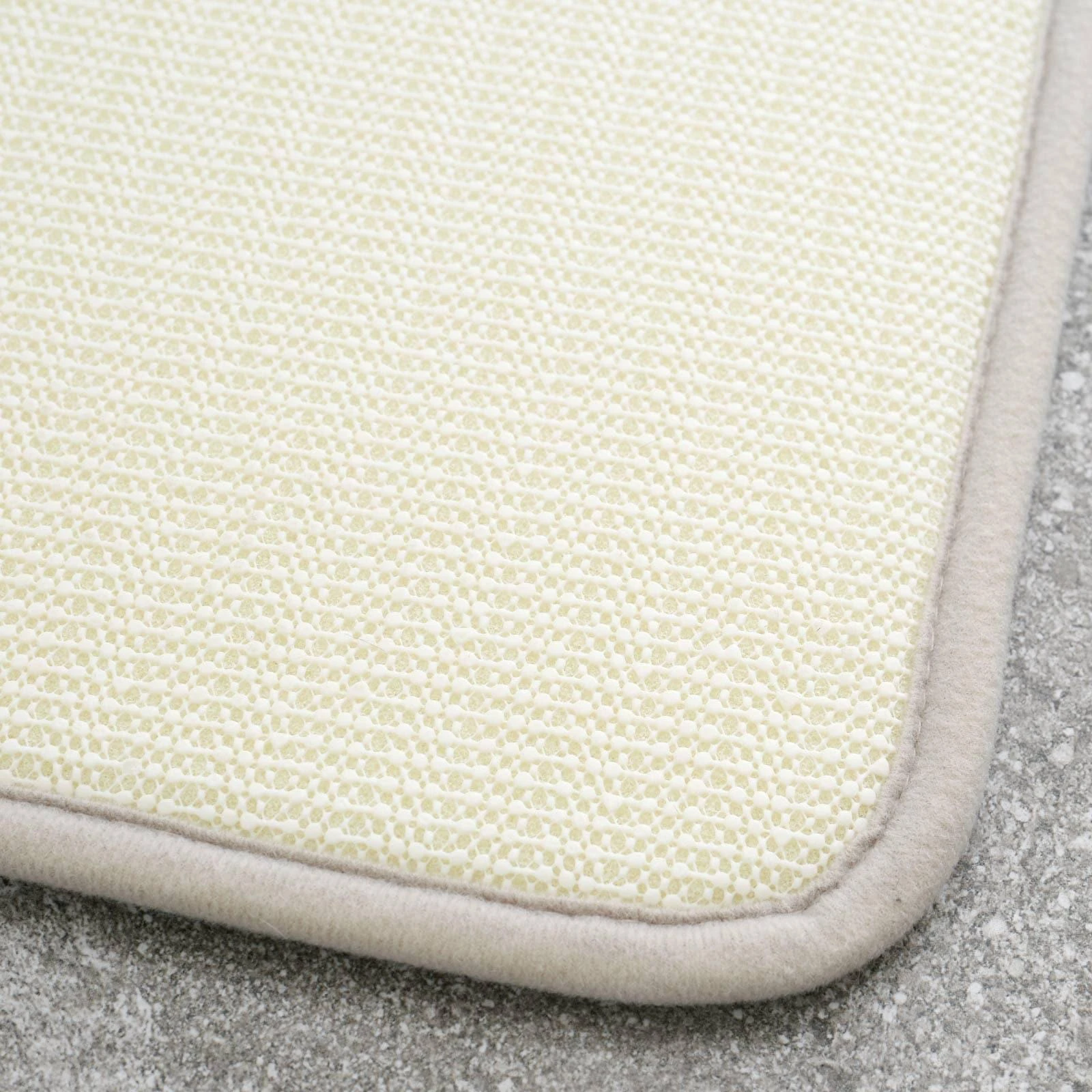 Anti-Bacterial Memory Foam Shower Mat Natural 5 Anti-Bacterial Memory Foam Shower Mat Natural - Image 3